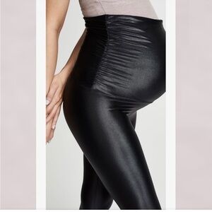 Koral Lustrous Infinity Maternity Legging in Black Size Medium